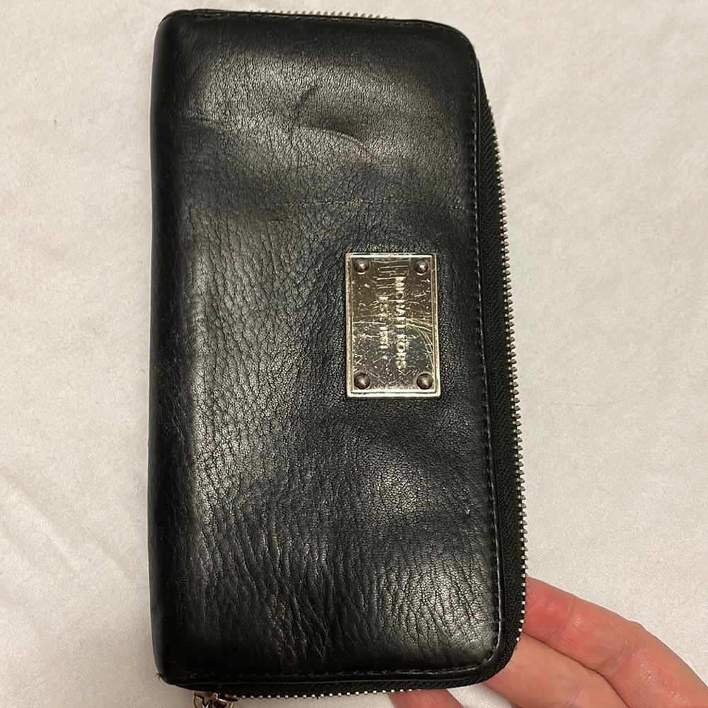Michael Kors wallet